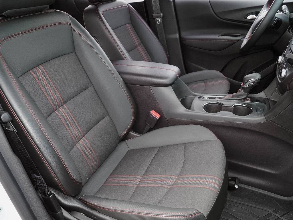 Used 2024 Chevrolet Equinox RS w/ LPO, Floor Liner Package FWD image 18