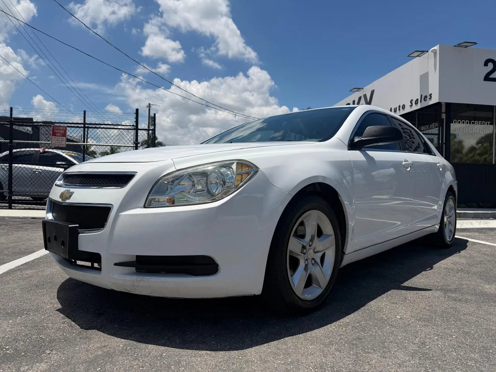 Used 2010 Chevrolet Malibu LS FWD image 35