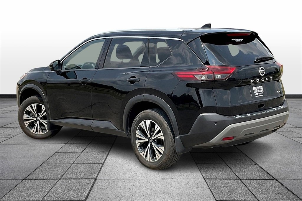 Used 2021 Nissan Rogue SV w/ Premium Package image 11