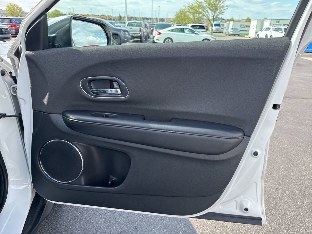 Used 2021 Honda HR-V EX image 39