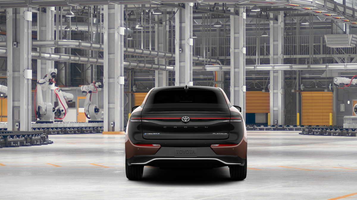 New 2026 Toyota Crown Platinum AWD/4WD image 8