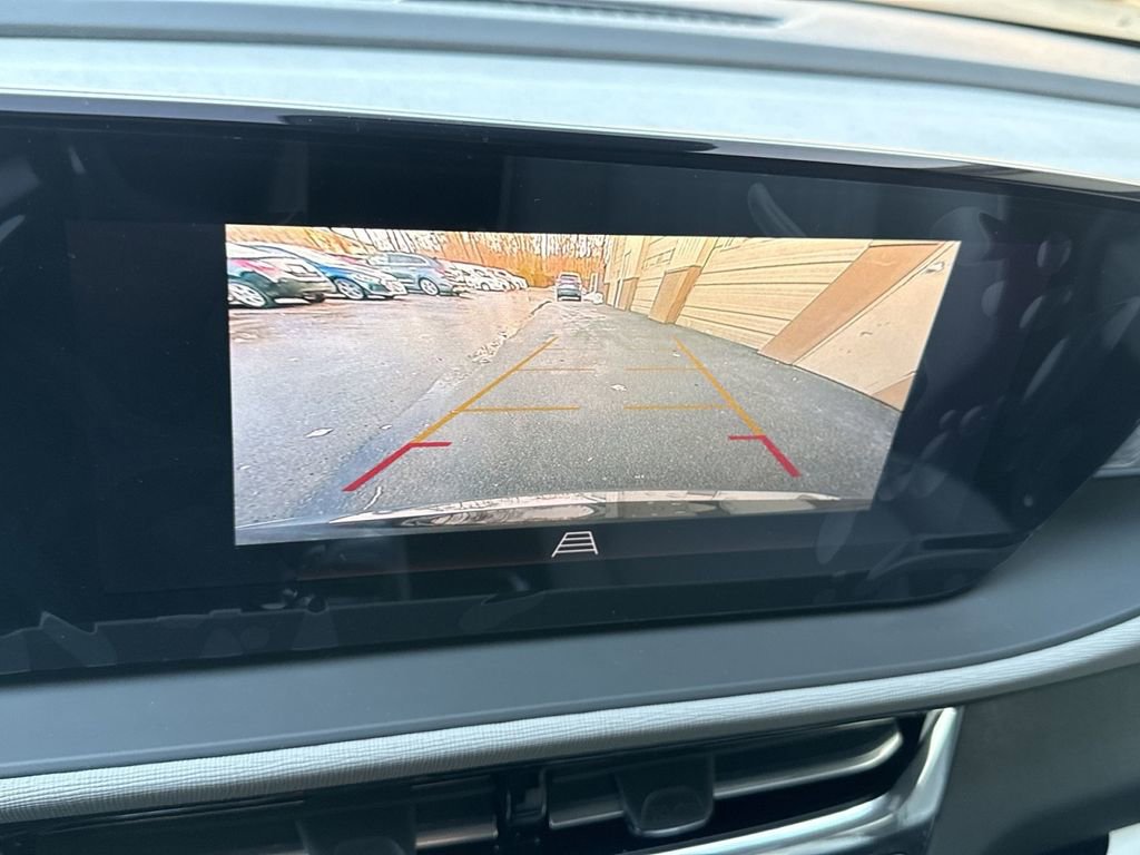 New 2026 Buick Envista Avenir image 19