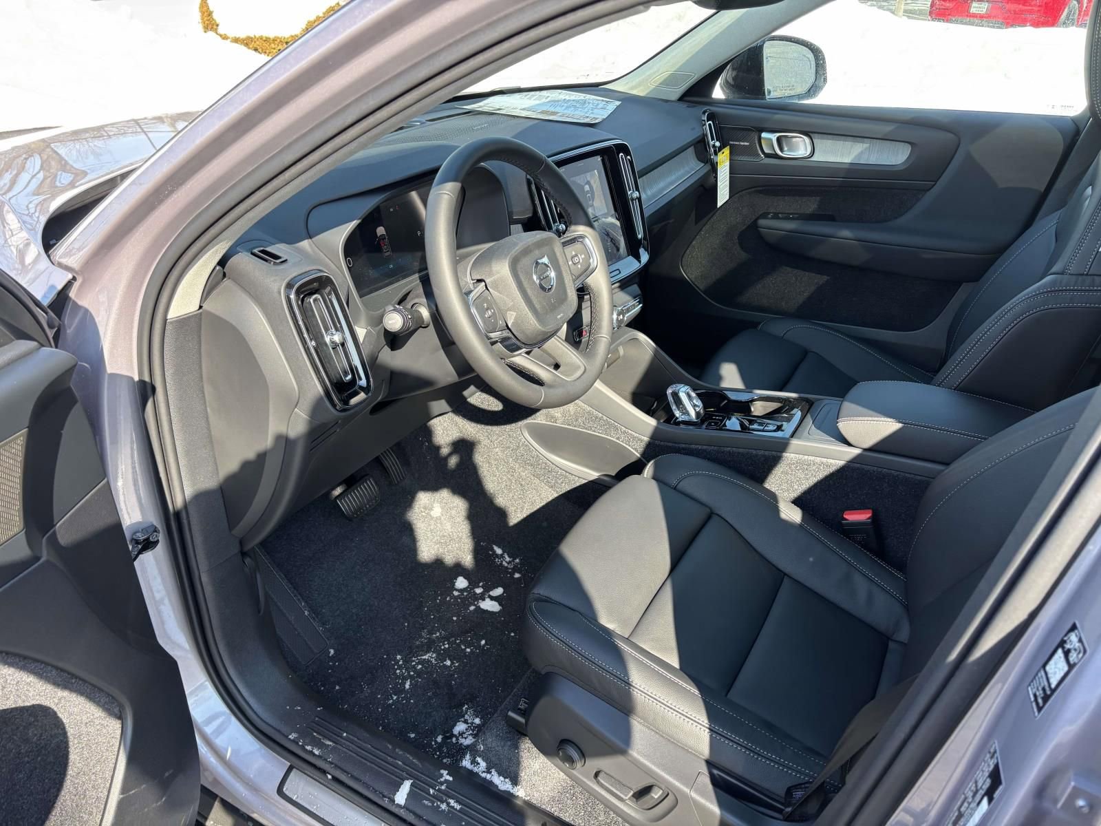 New 2026 Volvo XC40 B5 Ultra w/ Protection Package Premier AWD/4WD image 24