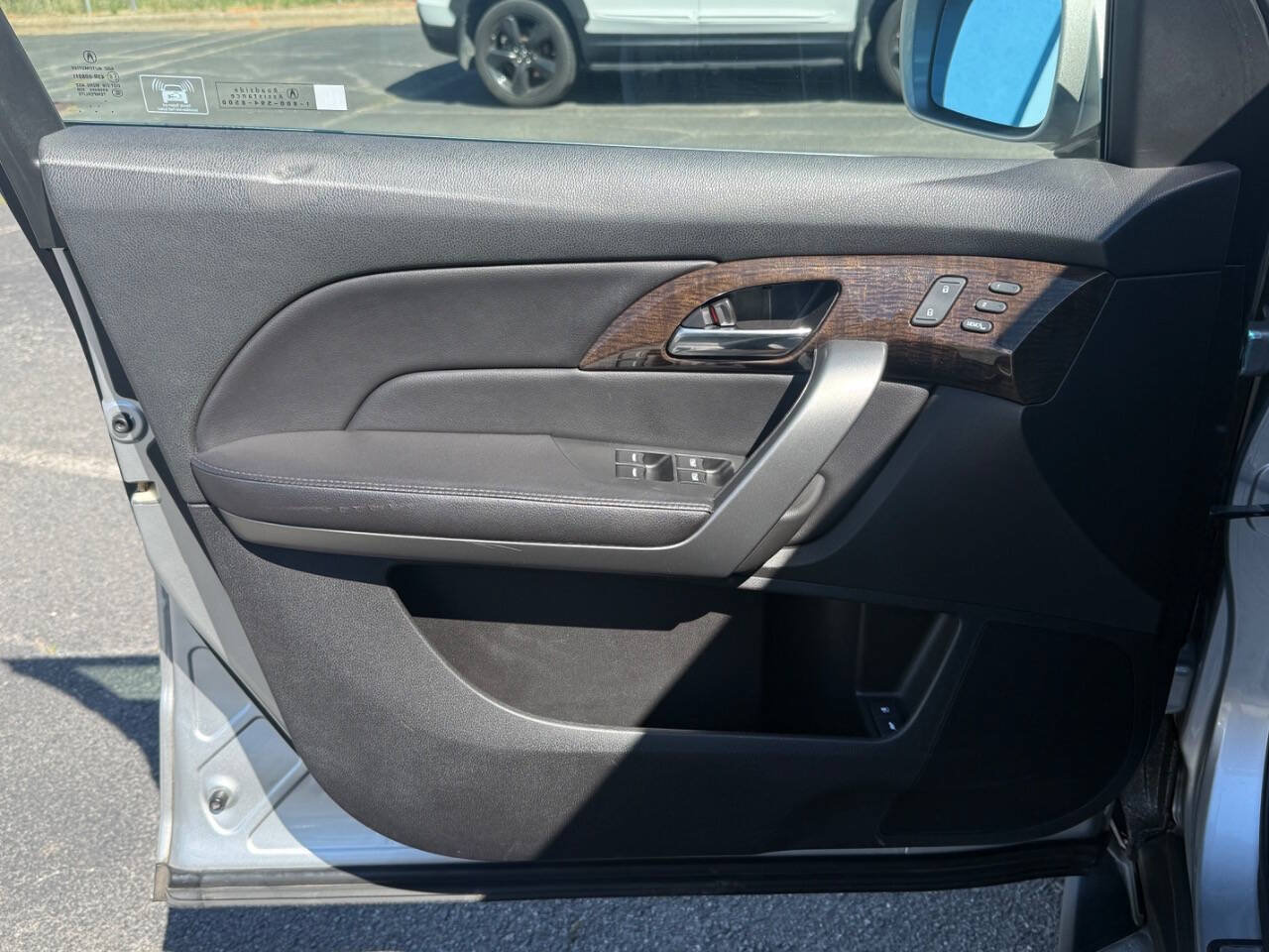 Used 2011 Acura MDX w/ Technology Package AWD/4WD image 10