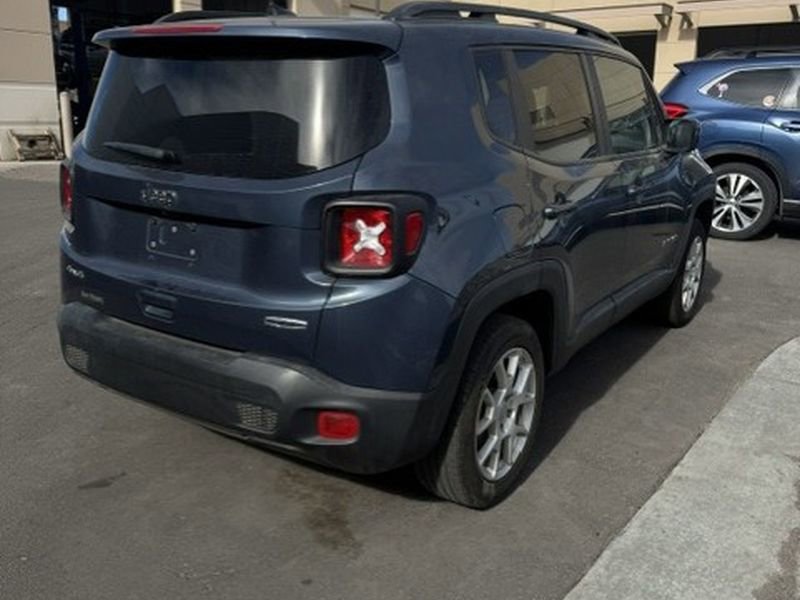 Used 2020 Jeep Renegade Latitude w/ Cold Weather Group image 21