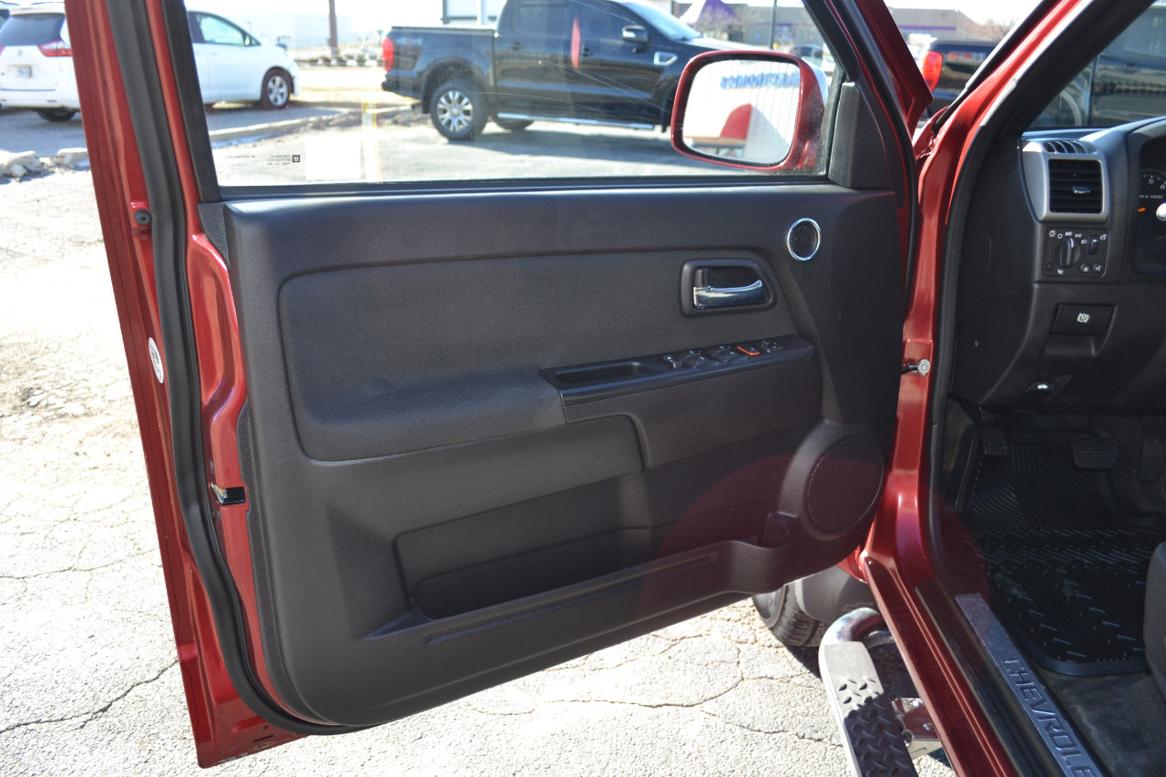 Used 2011 Chevrolet Colorado LT image 22