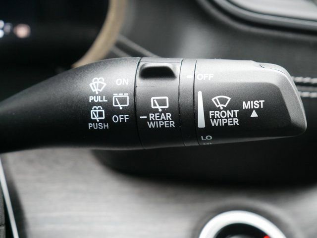 Used 2025 Jeep Grand Cherokee Limited w/ Trailer Tow Package image 25