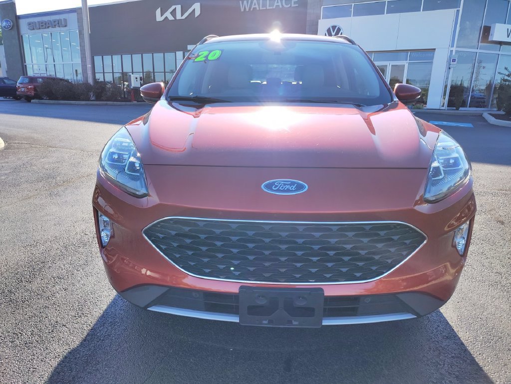 Used 2020 Ford Escape Titanium AWD/4WD image 2