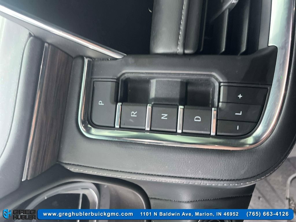 Used 2024 Chevrolet Tahoe Z71 w/ Luxury Package image 19