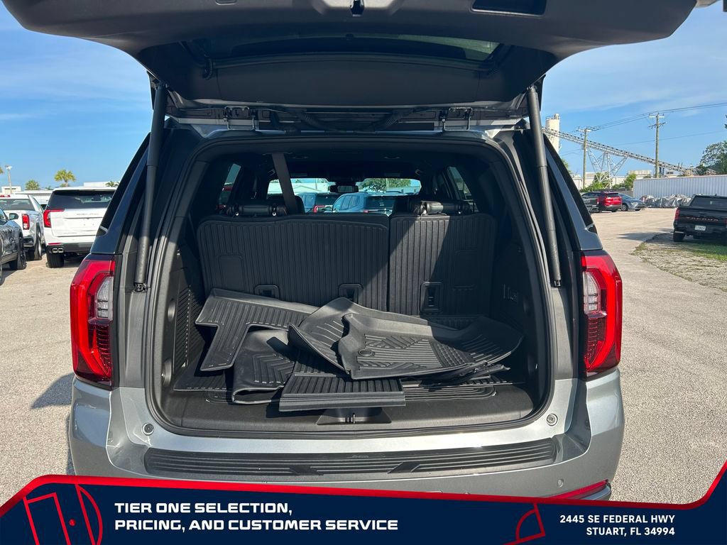 Used 2025 GMC Yukon AT4 AWD/4WD image 10