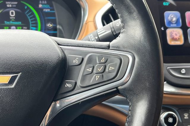 Used 2016 Chevrolet Volt Premier w/ Driver Confidence Package FWD image 31