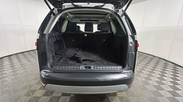 Used 2024 Land Rover Discovery S AWD/4WD image 27