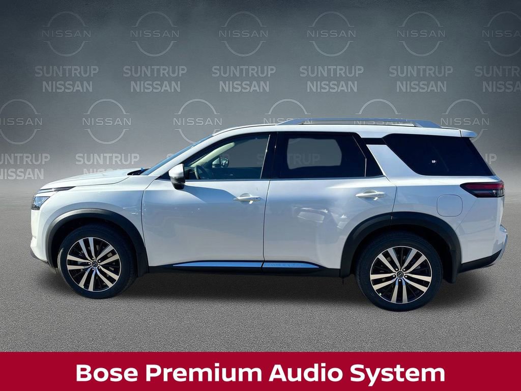 New 2025 Nissan Pathfinder Platinum w/ Cargo Package image 12