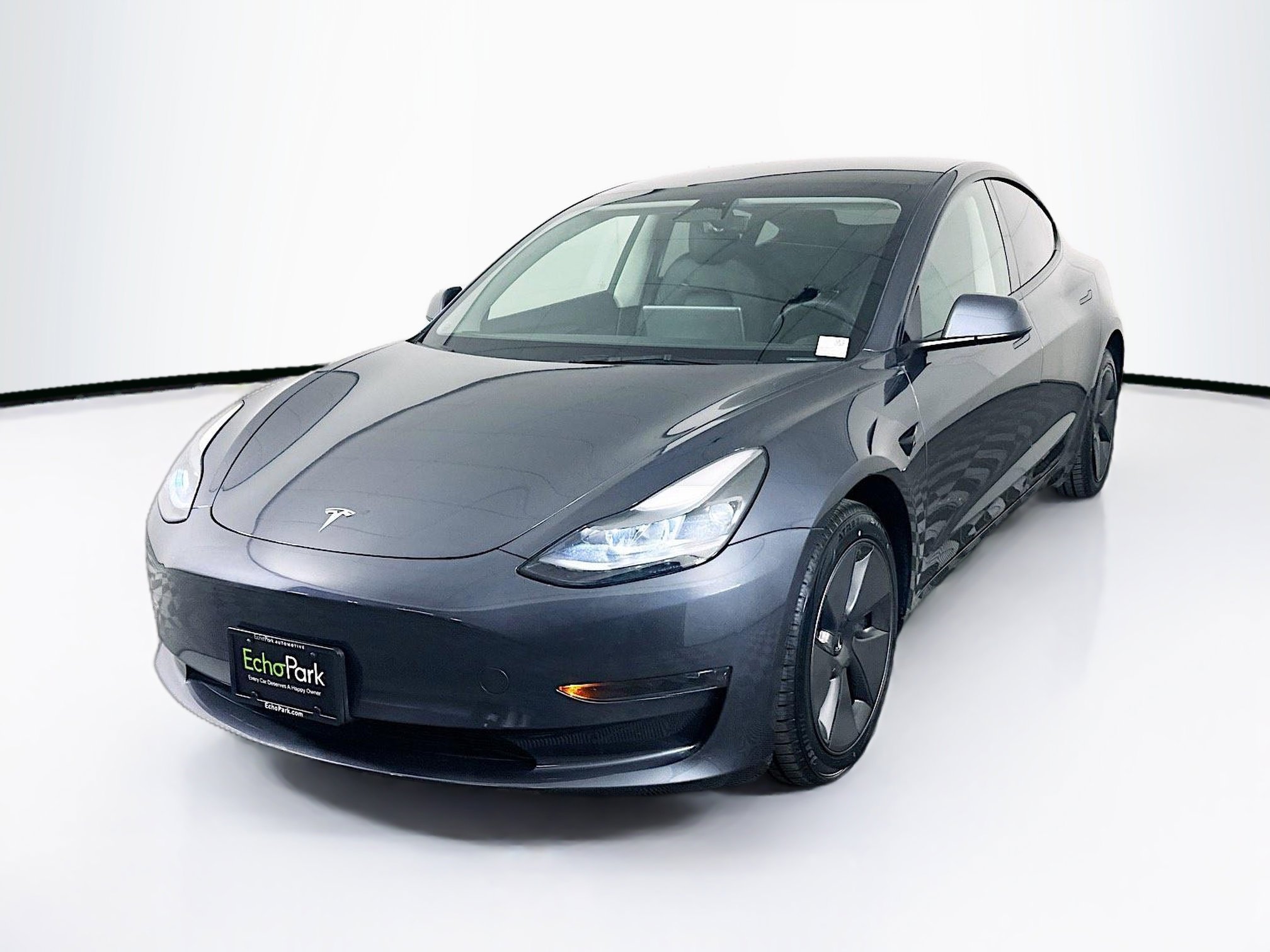 Used 2023 Tesla Model 3 Standard Range RWD image 3