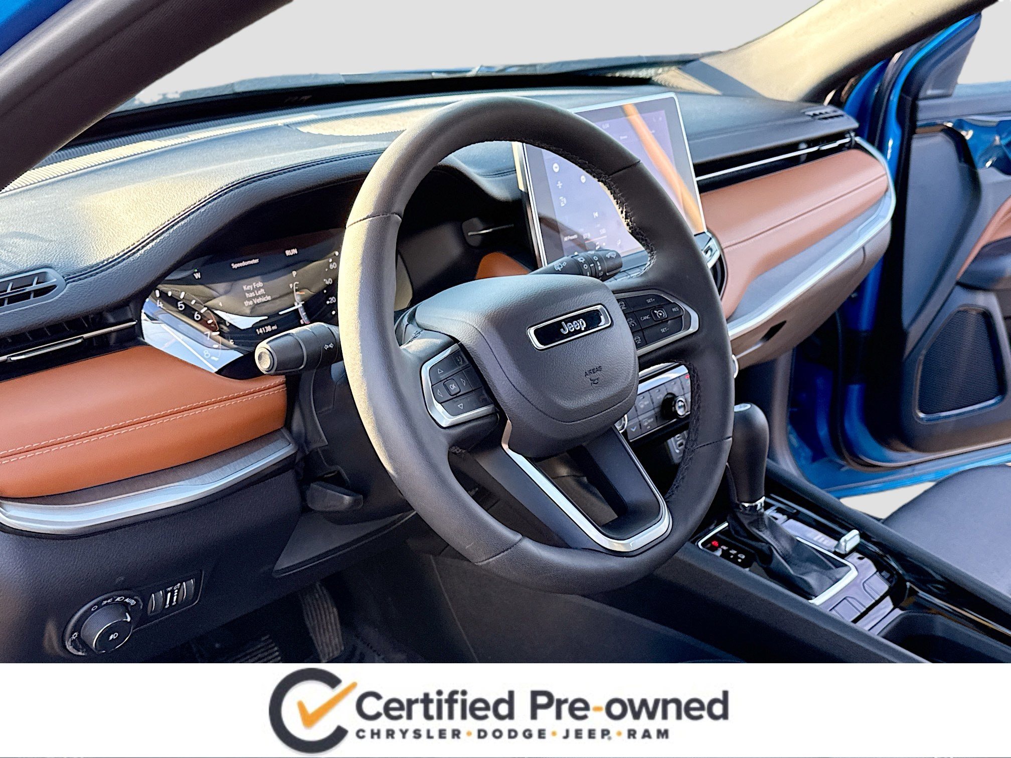 Used 2025 Jeep Compass Limited image 4