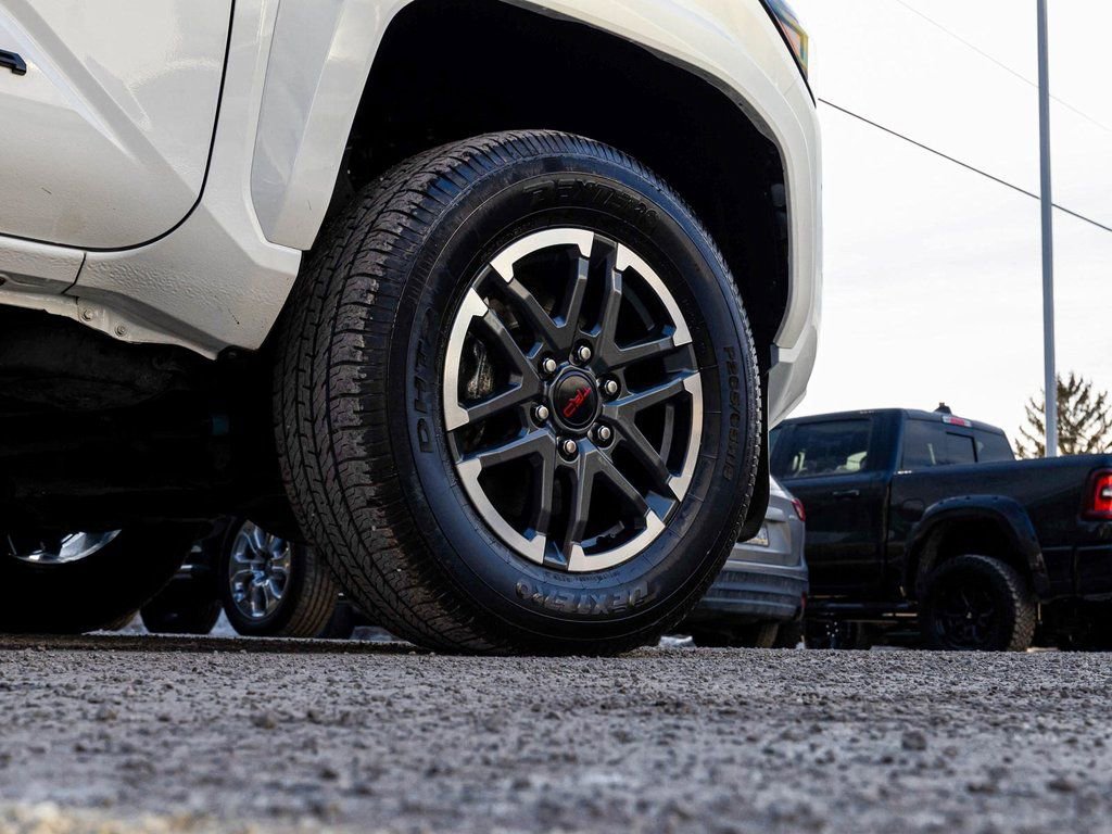 Used 2024 Toyota Tacoma TRD Sport image 9