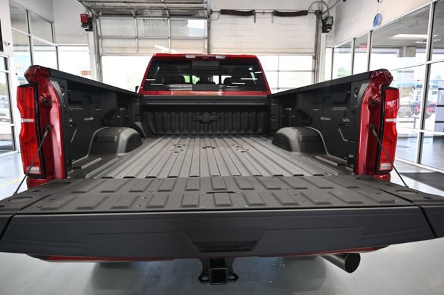 New 2026 Chevrolet Silverado 3500 High Country w/ High Country Premium Package AWD/4WD image 8