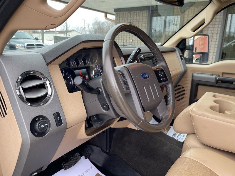 Used 2011 Ford F250 Lariat w/ Chrome Pkg AWD/4WD image 31