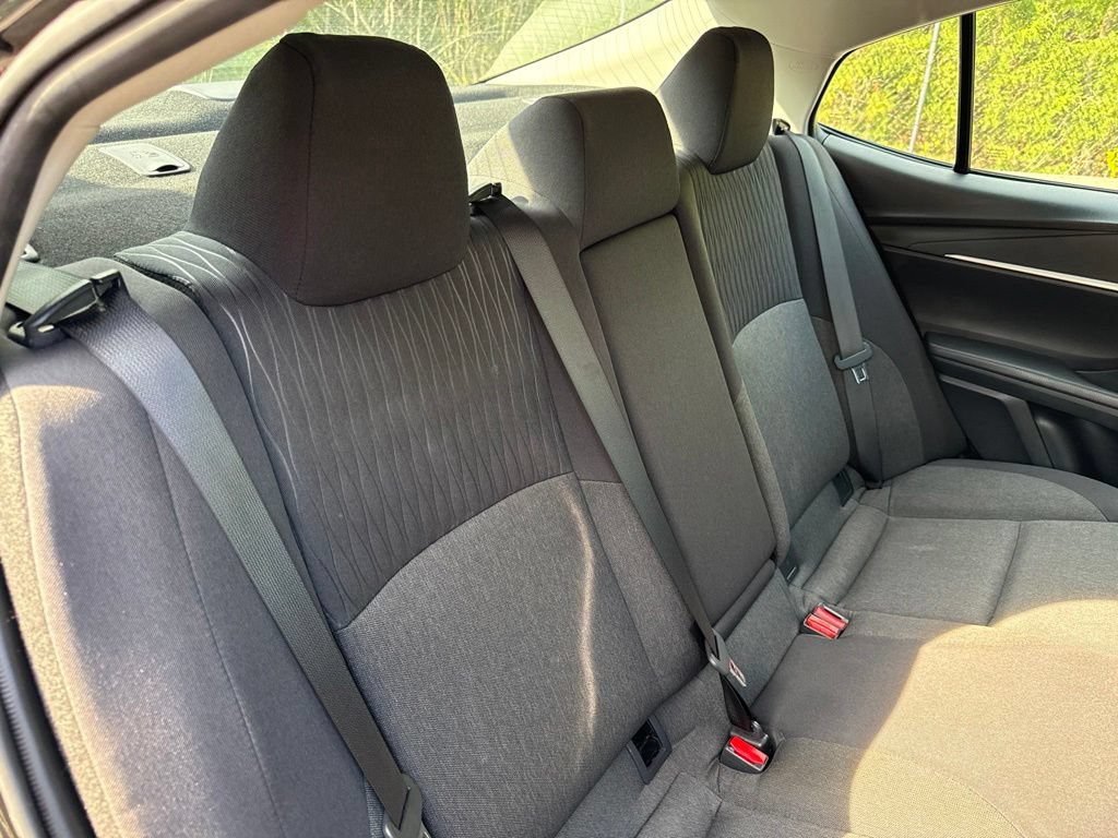 Used 2025 Toyota Camry LE FWD image 38