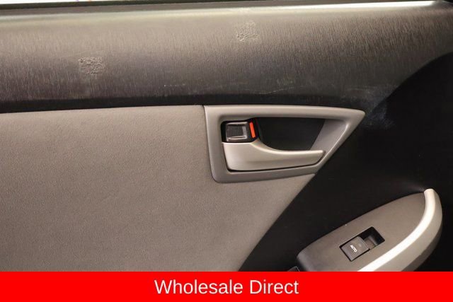 Used 2015 Toyota Prius Two image 25