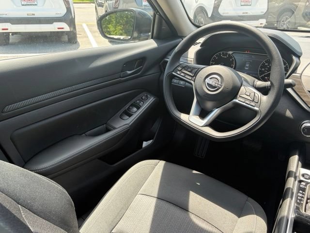 New 2026 Nissan Altima 2.5 SV FWD image 32