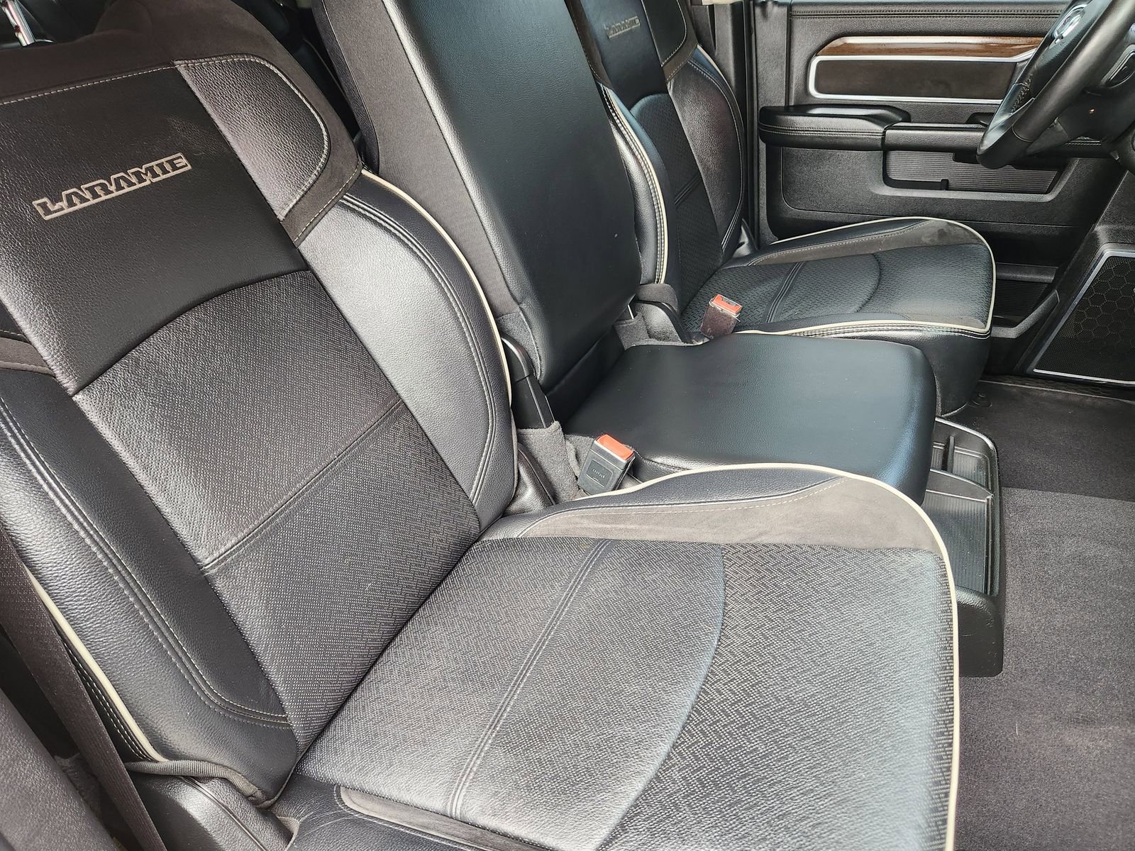 Used 2024 RAM 2500 Laramie image 17