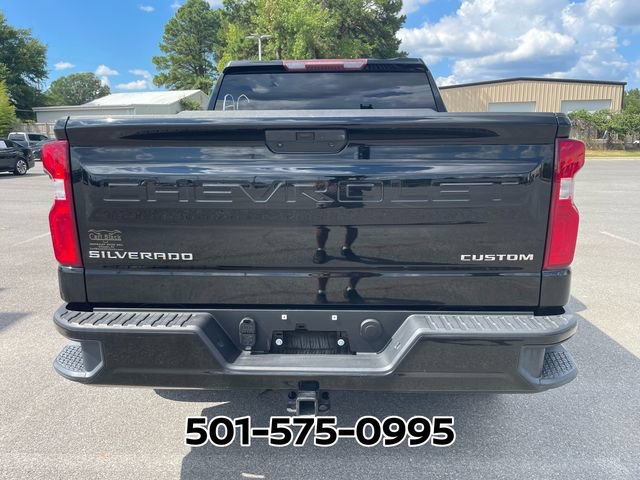 Used 2020 Chevrolet Silverado 1500 Custom w/ Custom Value Package RWD image 4