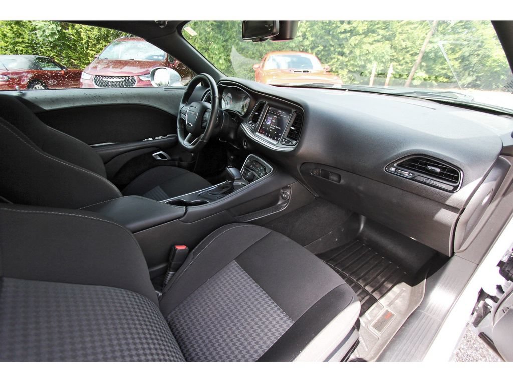 Used 2021 Dodge Challenger R/T Scat Pack RWD image 8