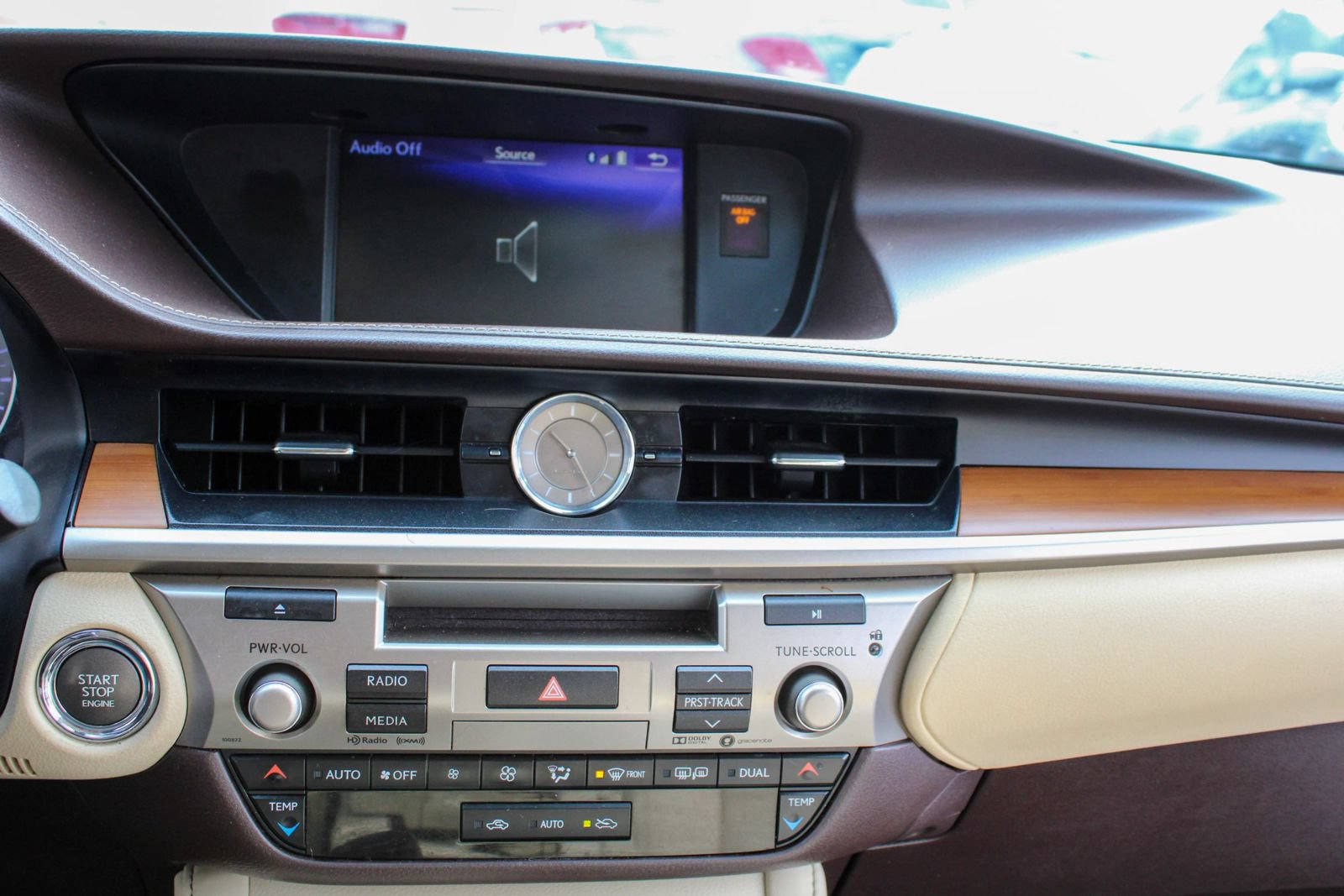 Used 2018 Lexus ES 350 w/ Navigation System Package FWD image 13