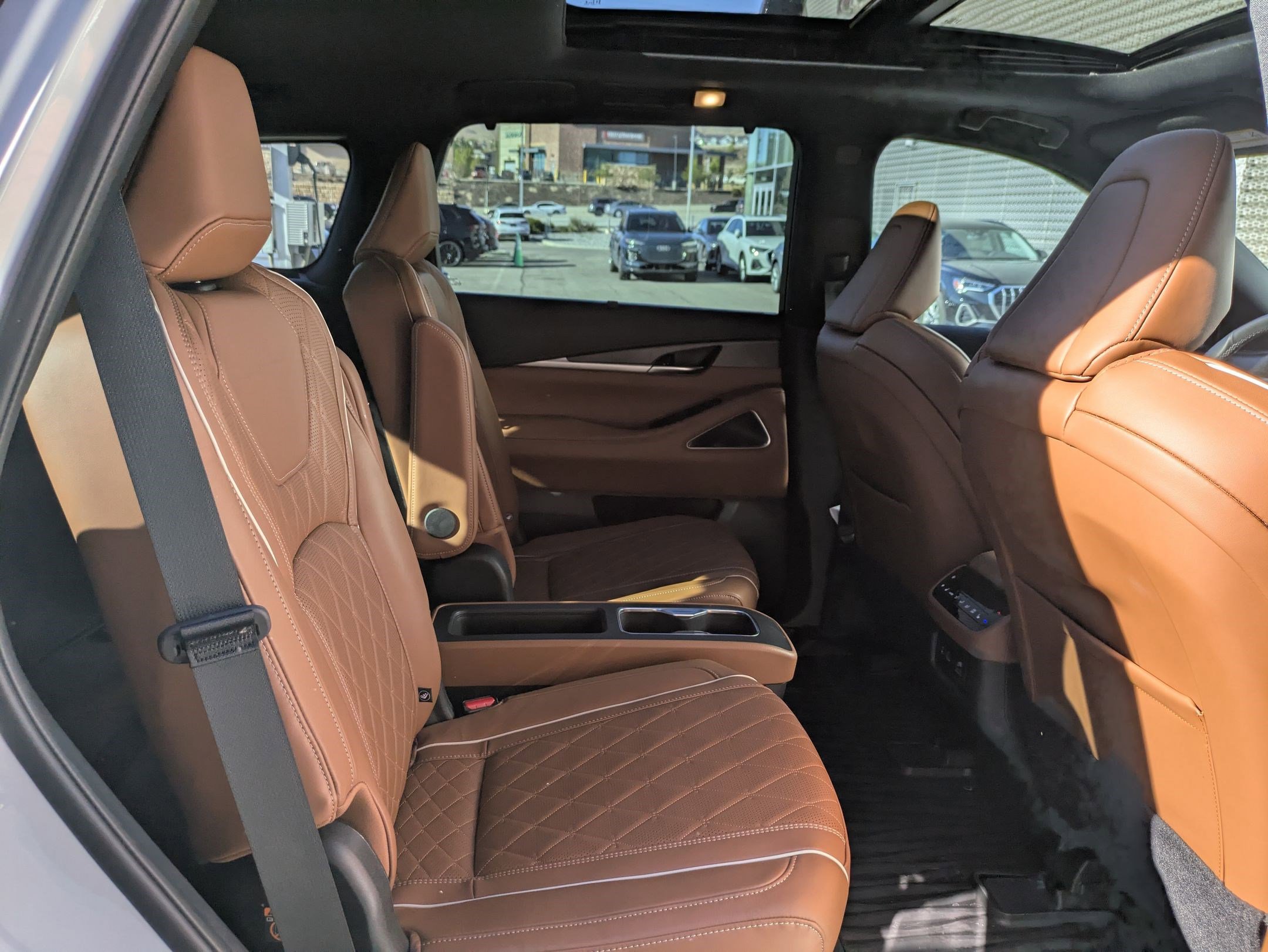 Used 2025 INFINITI QX60 Autograph w/ Cargo Package image 26