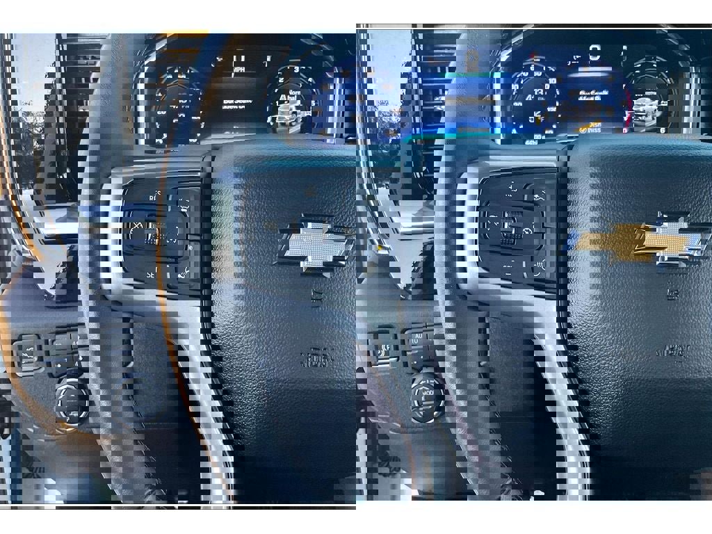 Used 2025 Chevrolet Silverado 3500 LTZ image 20