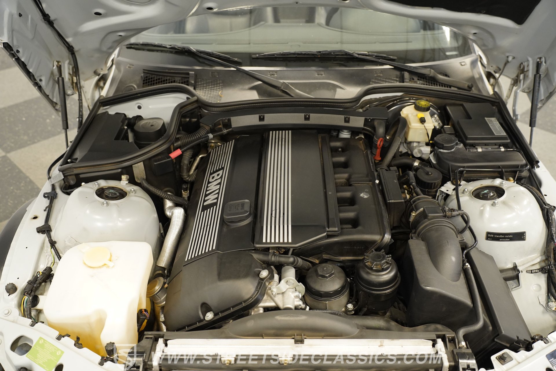 Used 2001 BMW Z3 3.0i RWD image 4