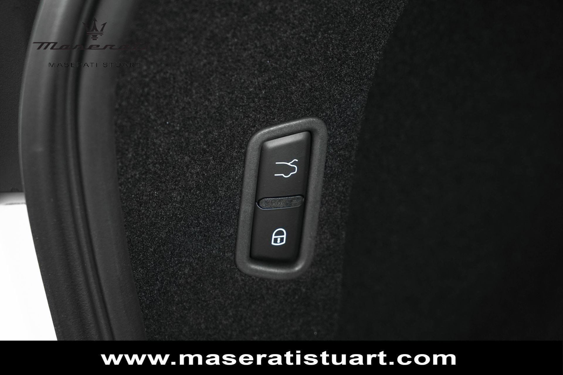 New 2024 Maserati Levante GT Ultima AWD/4WD image 37