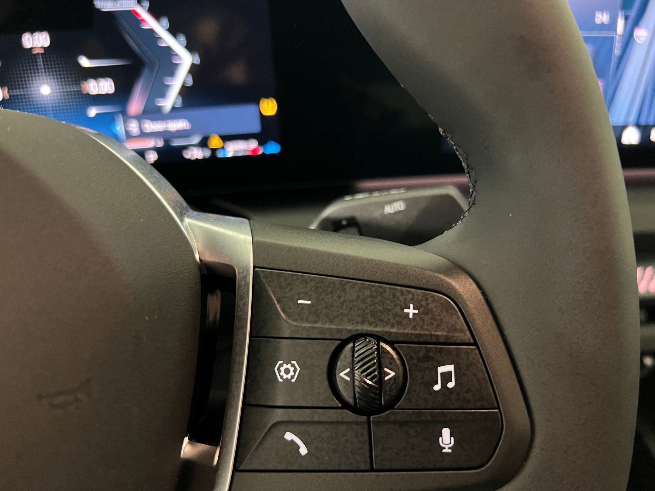 Used 2025 BMW 228i xDrive w/ Premium Package AWD/4WD image 25