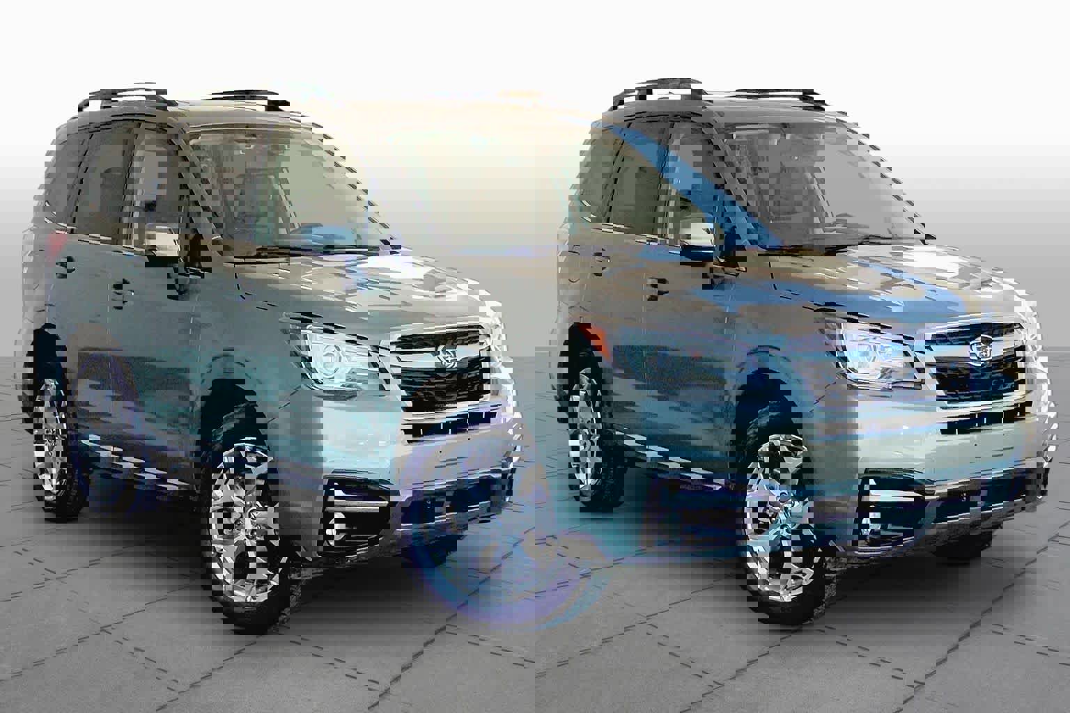 Used 2018 Subaru Forester 2.5i Touring w/ Popular Package #2 image 3