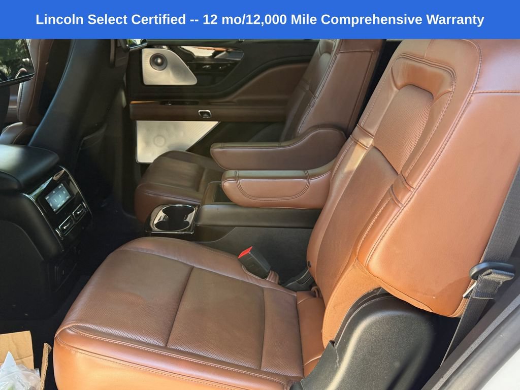 Used 2021 Lincoln Aviator Reserve w/ Equipment Group 202A AWD/4WD image 16