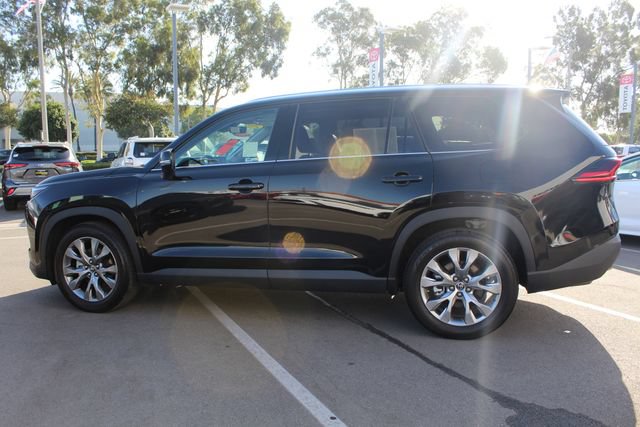 Certified 2025 Toyota Grand Highlander AWD image 14