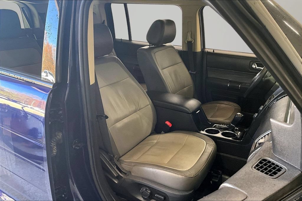 Used 2016 Ford Flex SEL w/ Equipment Group 202A AWD/4WD image 29