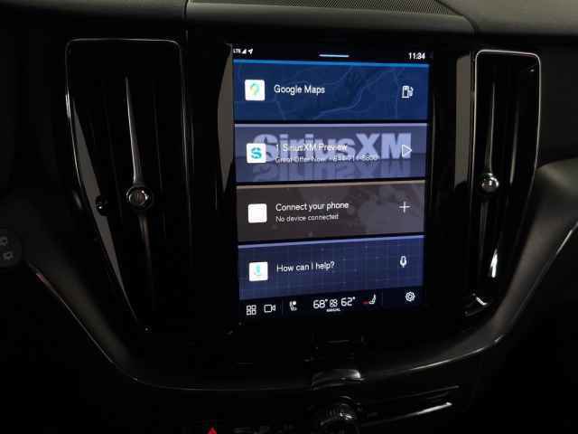 Certified 2025 Volvo XC60 B5 Core image 26