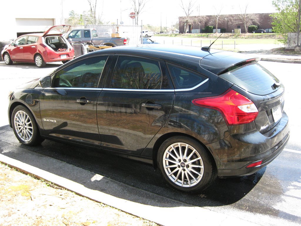Used 2013 Ford Focus Electric Hatchback image 9