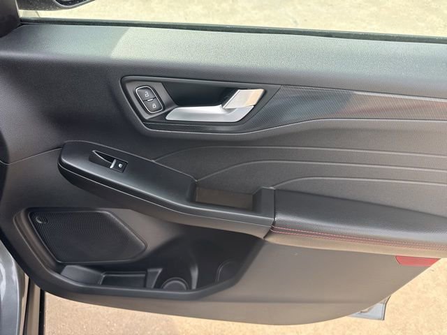Used 2025 Ford Escape ST-Line image 23