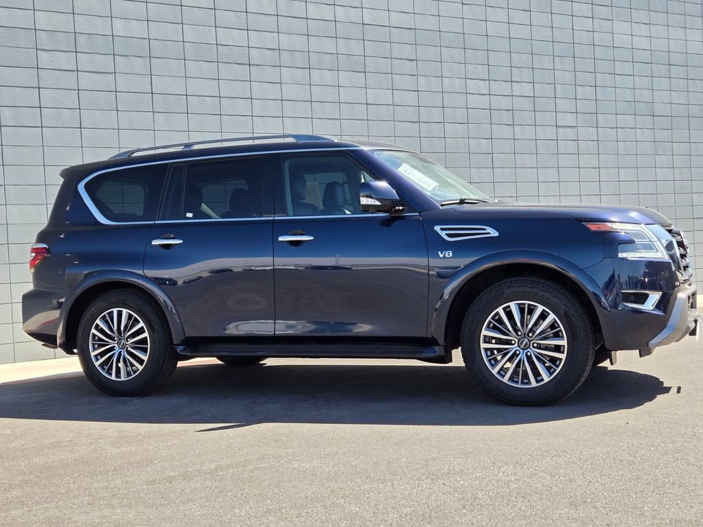 Used 2022 Nissan Armada SL w/ Captain's Chairs Package AWD/4WD image 7