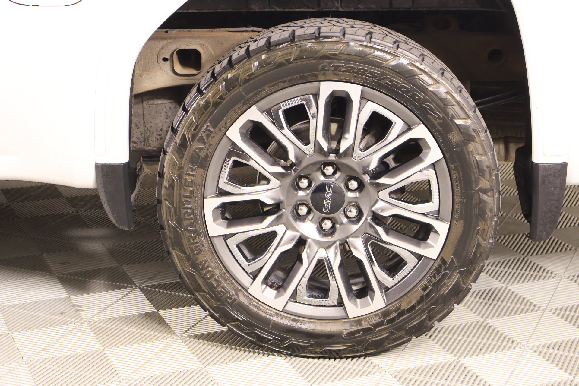 Used 2024 GMC Sierra 1500 Denali Ultimate AWD/4WD image 21
