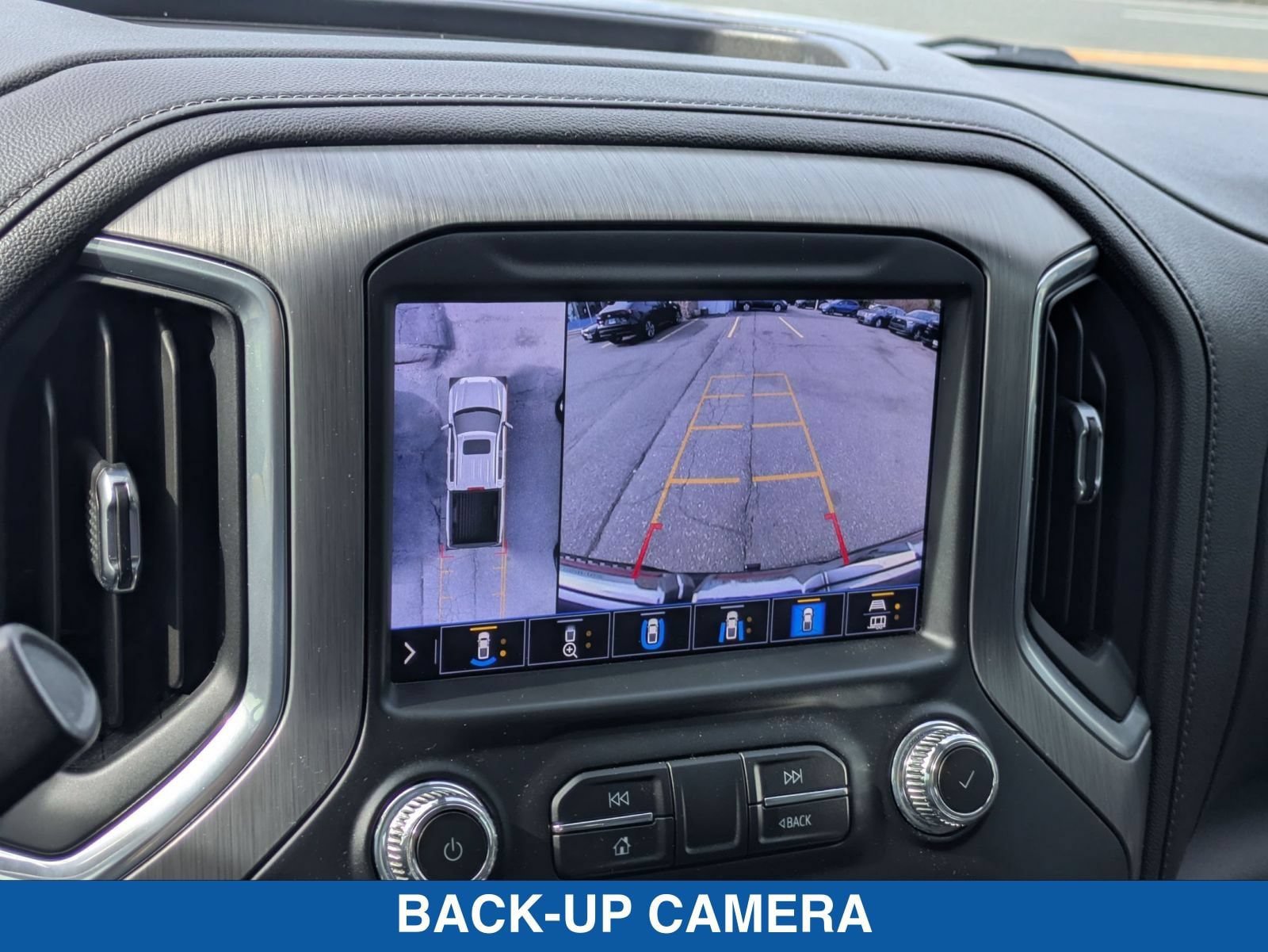 Used 2020 GMC Sierra 1500 Denali w/ Denali Ultimate Package AWD/4WD image 23
