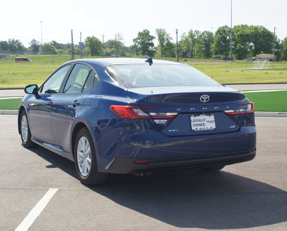 Used 2025 Toyota Camry LE FWD image 15