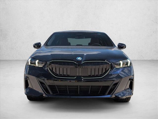 New 2027 BMW 550e xDrive w/ Executive Package AWD/4WD image 6
