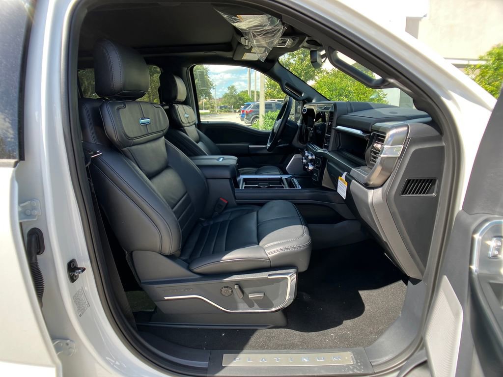 New 2026 Ford F350 Platinum w/ FX4 Off-Road Package image 4