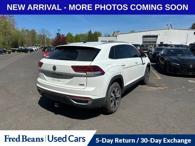 Used 2020 Volkswagen Atlas Cross Sport SE image 4