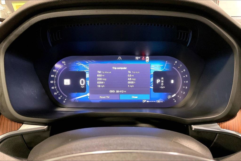 Certified 2024 Volvo XC60 B5 Plus w/ Climate Package AWD/4WD image 13