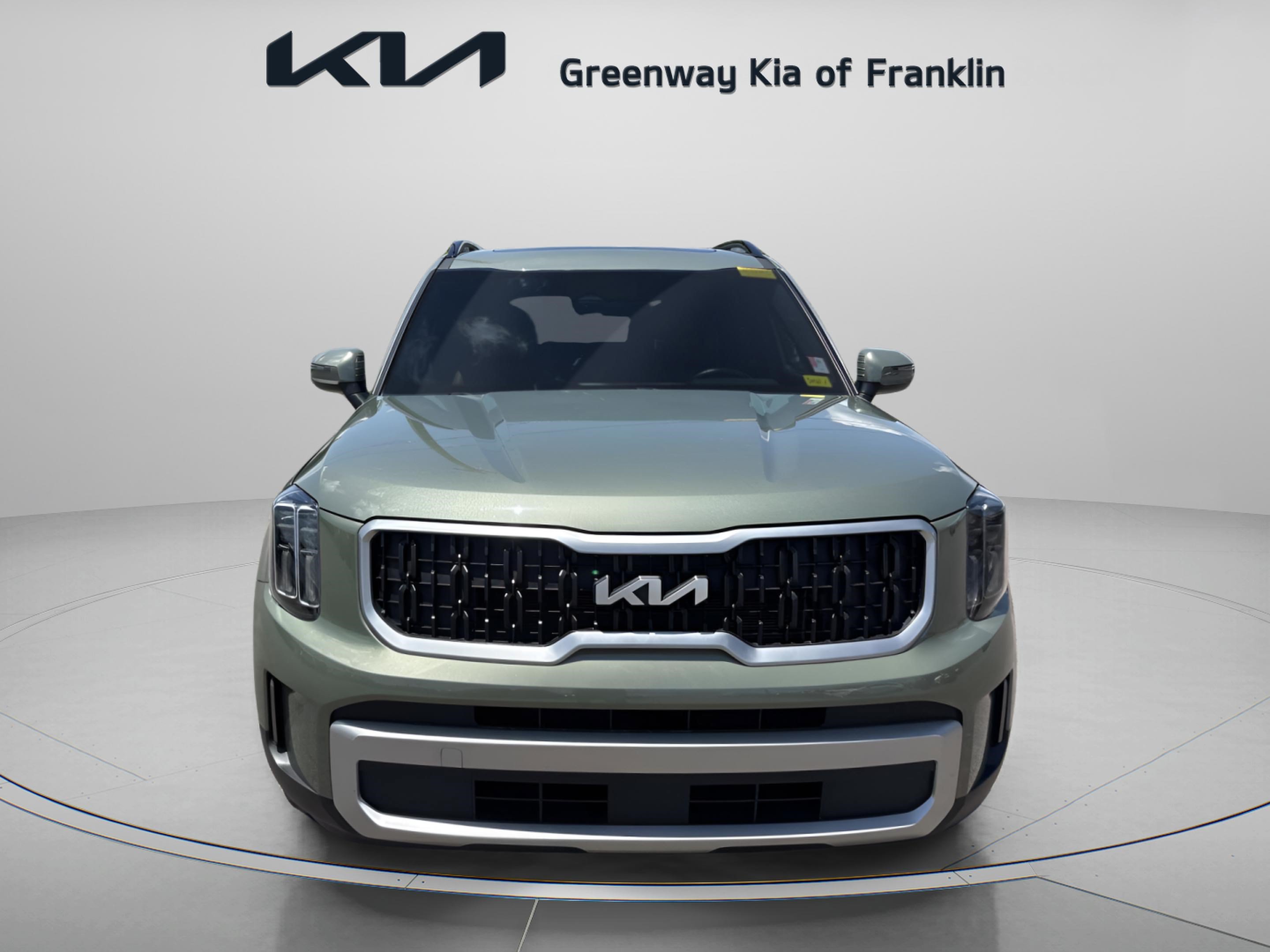 Used 2023 Kia Telluride EX X-Line AWD/4WD image 2